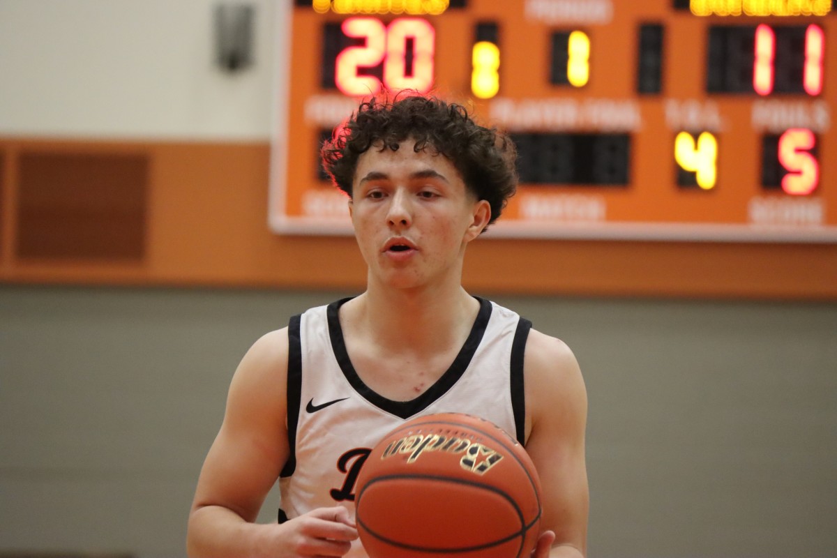 Davis' Tyson Lee. shoots a free throw during a game against Richland in Yakima on Friday, Dec. 29, 2023.